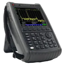 Keysight N9917A FieldFox - анализатор спектра