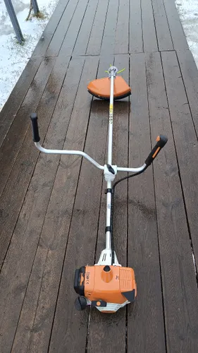 STIHL FS 250 - бензиновый триммер