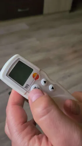 Testo 105 с зондом для замороженных продуктов - комплект термометра контактного