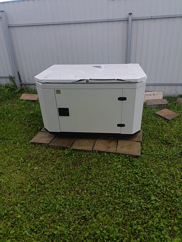 A-iPower A9000EAX в супертихом зимнем кожухе 1400SS RAL 7035