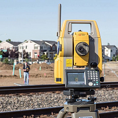 Тахеометр Topcon DS-205i в работе